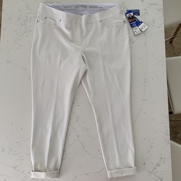 Peter NYGARD Skinny Cuff Pants NWT - Picture 3 of 11
